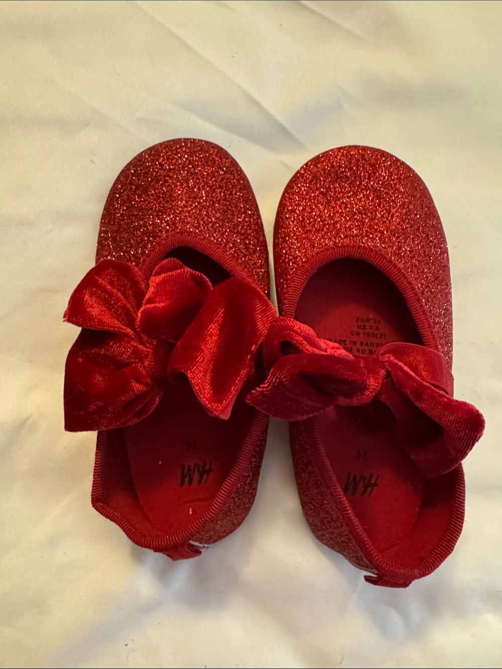 H&M Sparkling Red Bow Mary Jane Flats